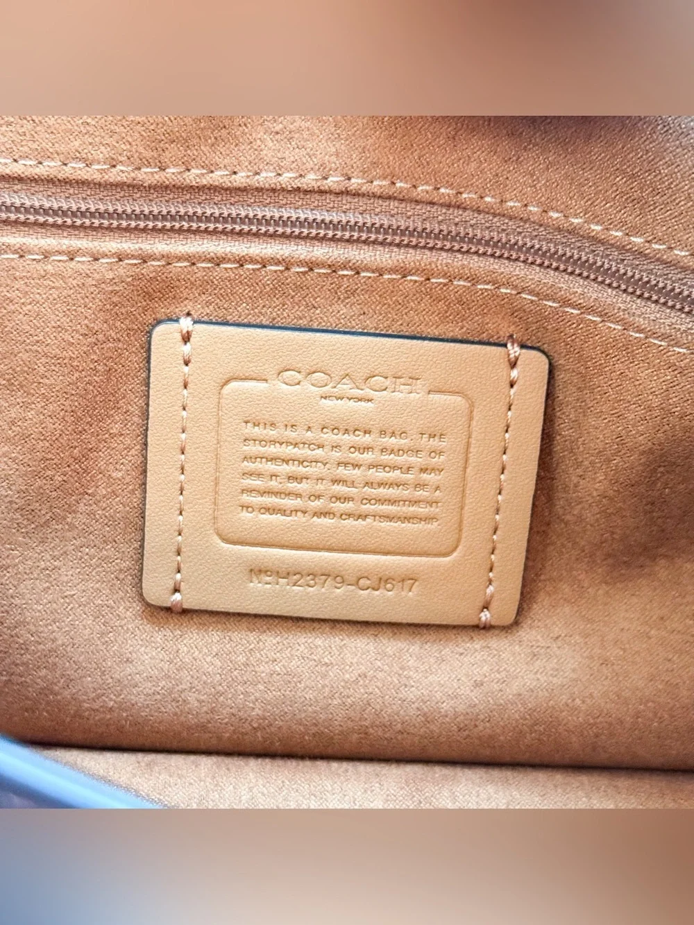 Coach Morgan Women's Shoulder Bag In Signature Canvas CJ617 Gold/Oxblood EUC